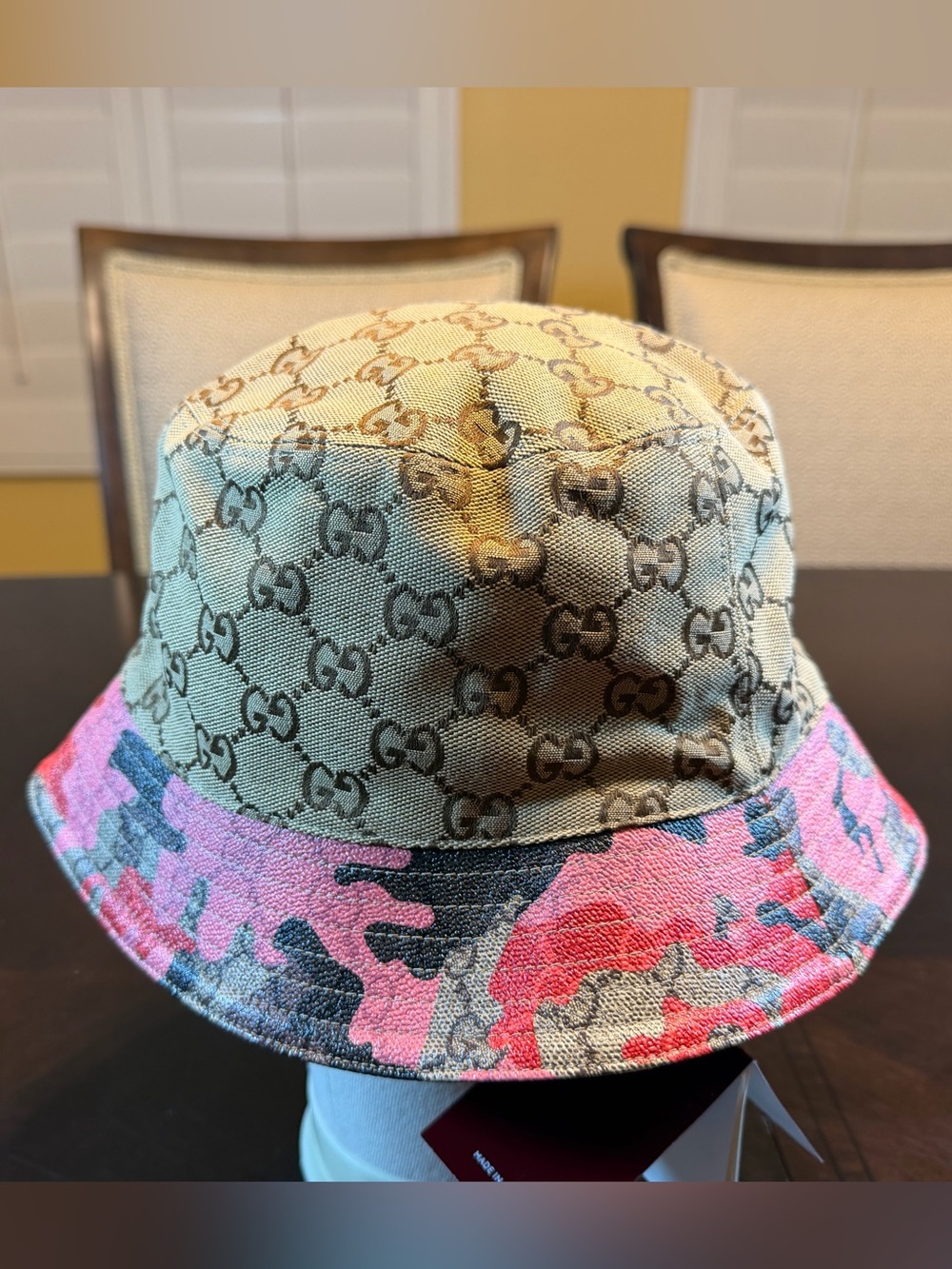 New Authentic Gucci GG Supreme Logo Pink Camo Bucket Hat Tan Size XL - Picture 6 of 16